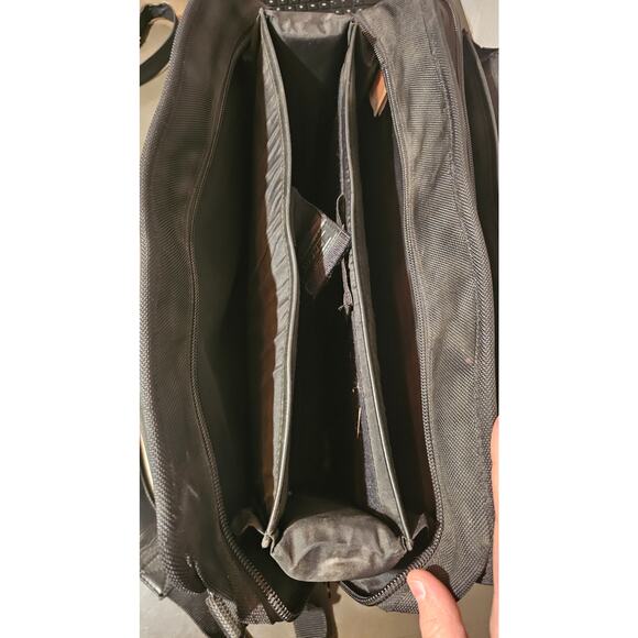 Bag Laptop Notebook TARGUS Nylon LN20A Top loading 17" Black double compartments - Picture 3 of 4